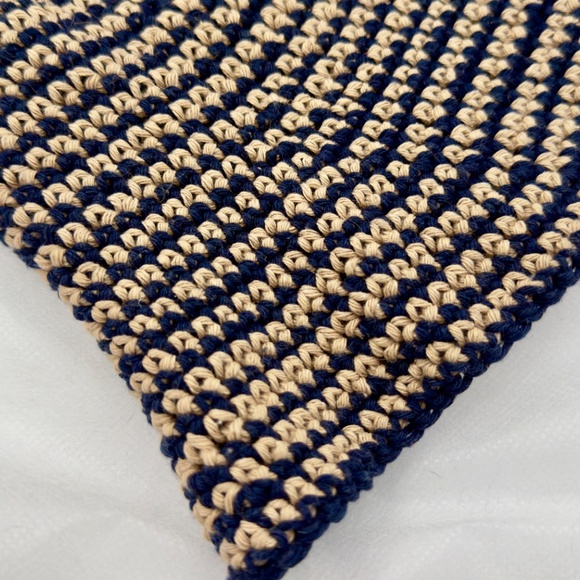 Hand crochet bucket hat - sz XS - S  Unisex - Picture 4 of 7